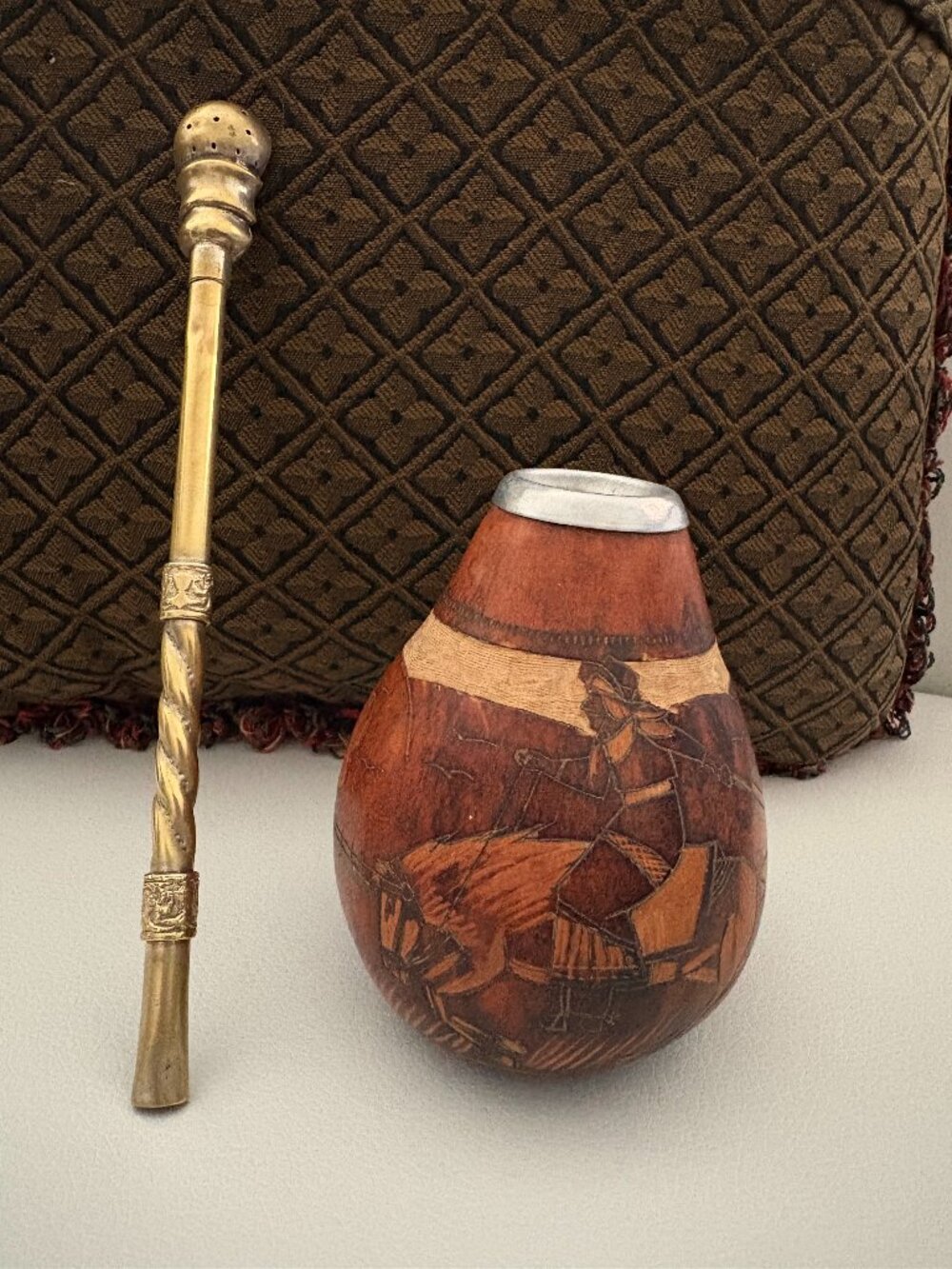 Vintage Gourd Drinking Cup with Bombilla